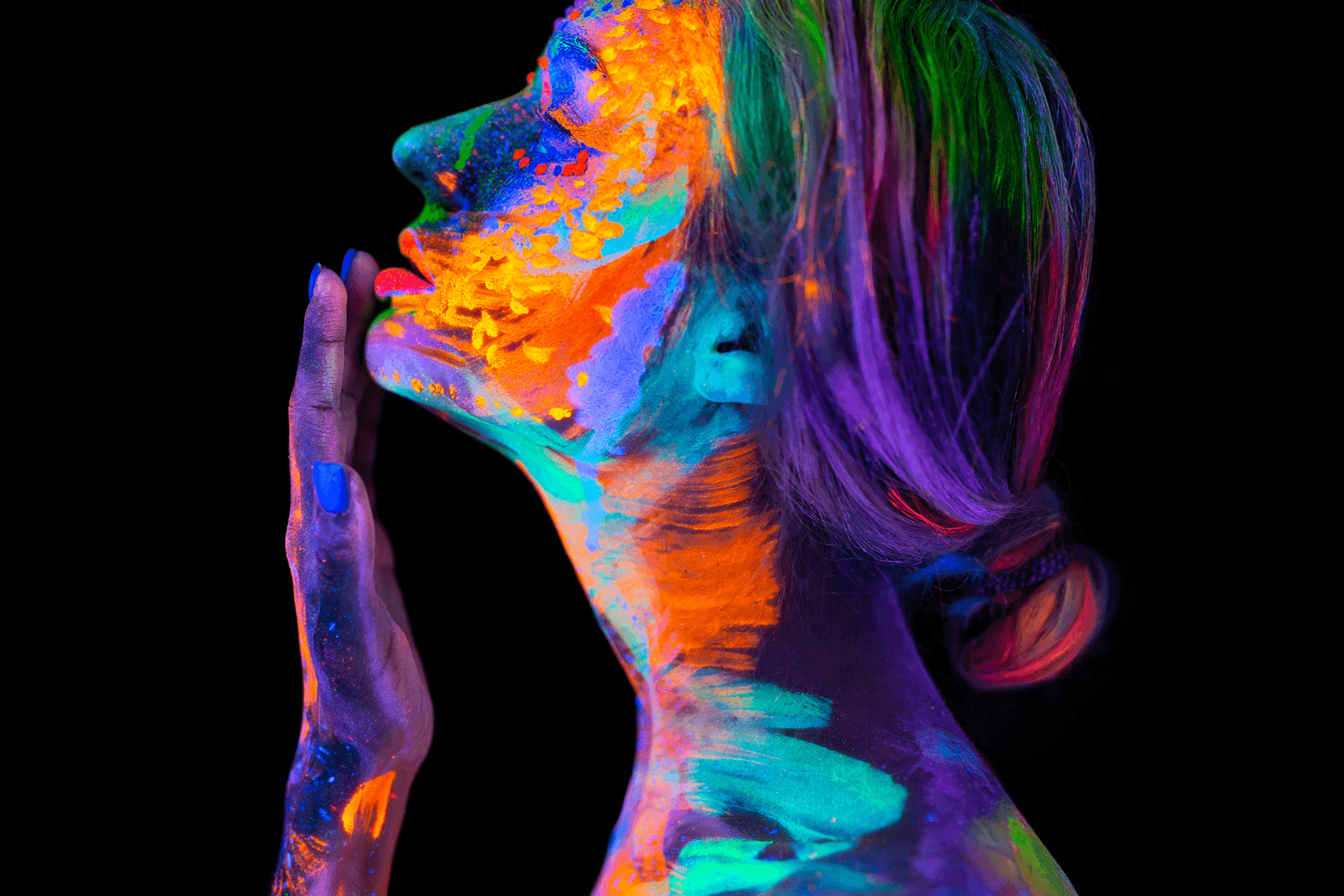 Chraňte svou pokožku: Jak způsobuje sluneční záření předčasné stárnutí pleti?